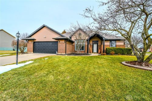 1374 Rose Lake Dr, Bellbrook, OH, 45305-9781 | Card Image