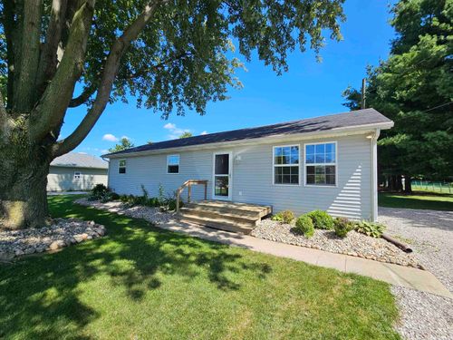 12934 N 300 E, Syracuse, IN, 46567-9043 | Card Image