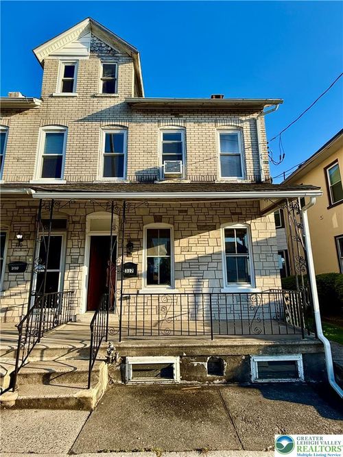 312 W Susquehanna St, Allentown, PA, 18103-3437 | Card Image