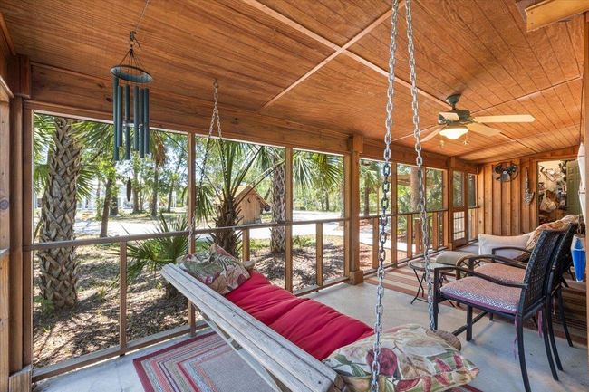 1815 Mables Ave Ne, House other with 2 bedrooms, 1 bathrooms and null parking in Steinhatchee FL | Image 28