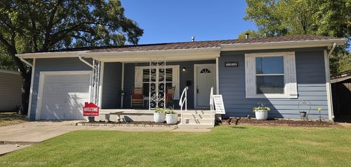 1617 Hillside Dr, River Oaks, TX, 76114-2108 | Card Image