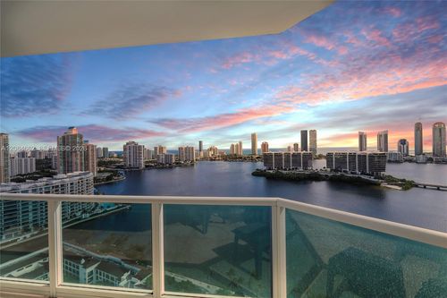 2003-3301 Ne 183rd St, Aventura, FL, 33160-4494 | Card Image