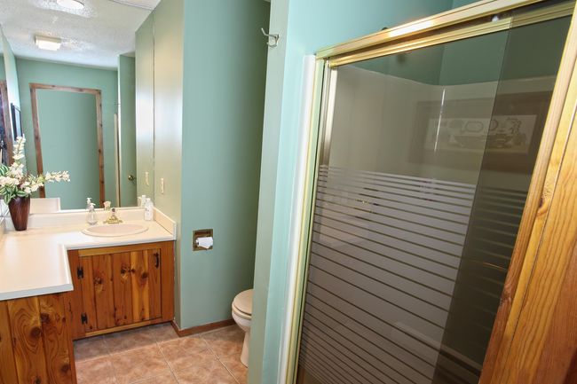 B - 33B Suntec Loop, Condo with 4 bedrooms, 4 bathrooms and null parking in West Dover VT | Image 7
