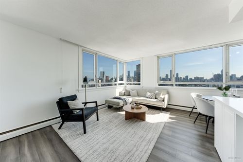 2407-1850 Comox St, Vancouver, BC, V6G1R3 | Card Image