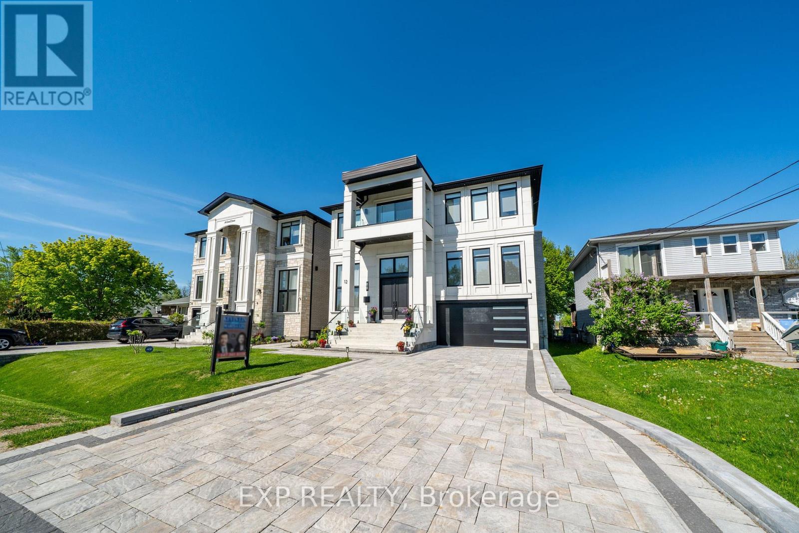 Residential in Georgina (Keswick South) 2