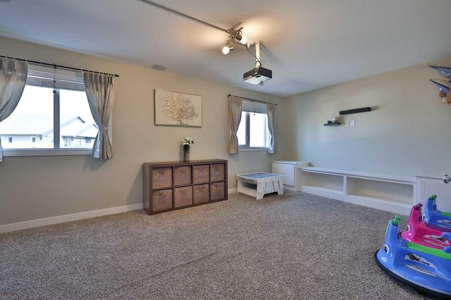 541 Aquitania Blvd W, House other with 6 bedrooms, 4 bathrooms and 4 parking in Lethbridge AB | Image 20
