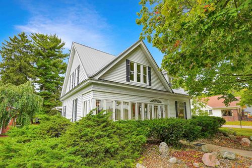 401 S Main St, Milford, IN, 46542-9416 | Card Image