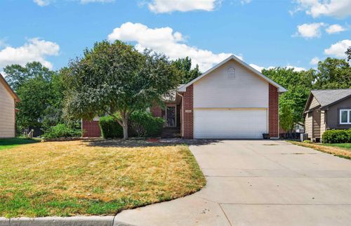3105 N Tee Time, Wichita, KS, 67205-1938 | Card Image
