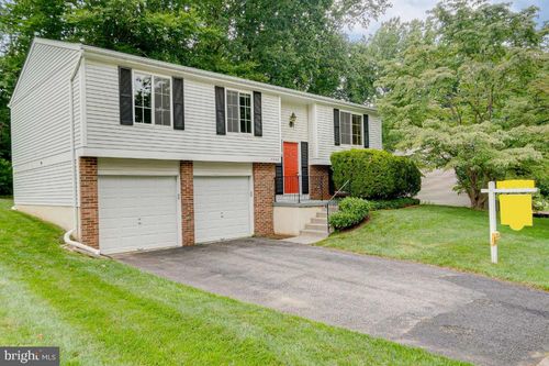 5906 Oak Leather Dr, BURKE, VA, 22015-2507 | Card Image