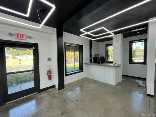 19169 Us Highway 12, New Buffalo, MI, 49117-7933 | Card Image