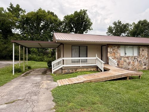 7156 Holland Ln, Chattanooga, TN, 37421-4018 | Card Image