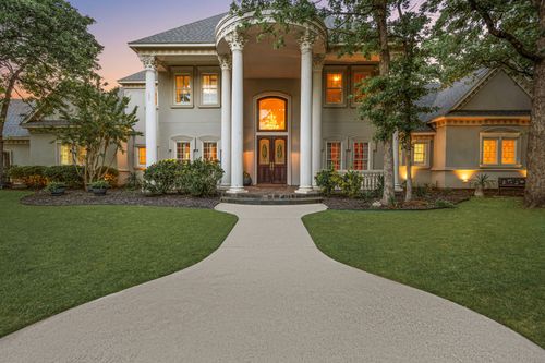 32 Wyck Hill Ln, Westlake, TX, 76262-8500 | Card Image