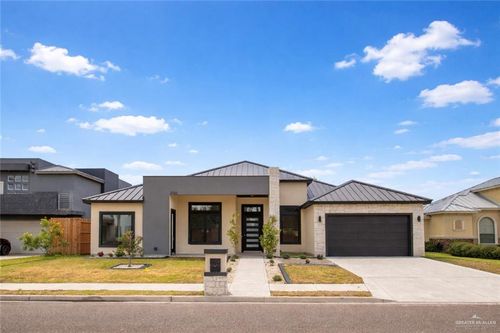 2322 E 25th St, Mission, TX, 78574-7622 | Card Image