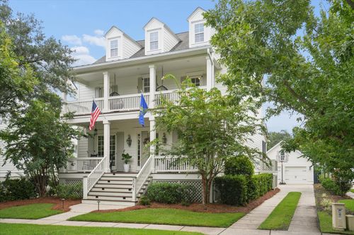8041 Gibbon St, Daniel Island, SC, 29492-8351 | Card Image