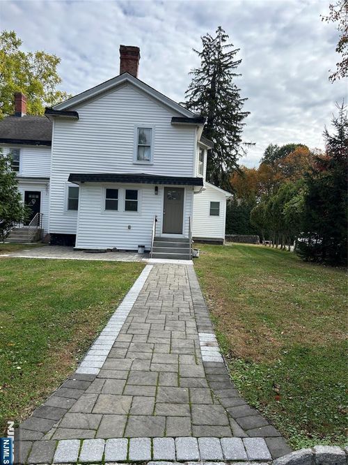 565 Rivervale Rd, River Vale, NJ, 07675-6400 | Card Image