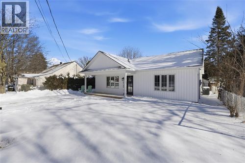 6544 Waterworks Road, Sarnia, ON, N0N1C0 | Card Image