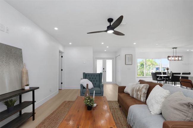6508 Senegal Palm Way, House other with 3 bedrooms, 2 bathrooms and null parking in APOLLO BEACH FL | Image 26