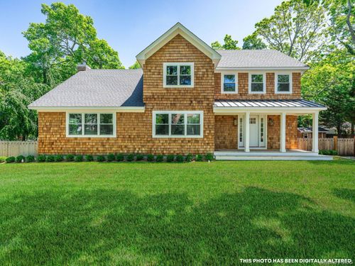 2 Heather Dr, Remsenburg, NY, 11960-2042 | Card Image