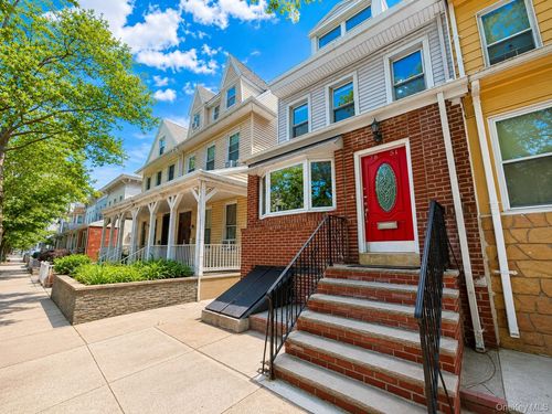 78-51 80th St, Glendale, NY, 11385-7630 | Card Image