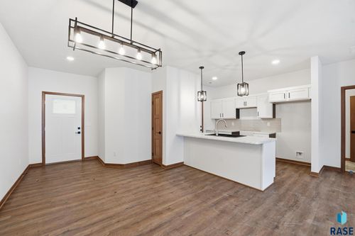 3-1249 N Marion Rd Road, Sioux Falls, SD, 57107 | Card Image