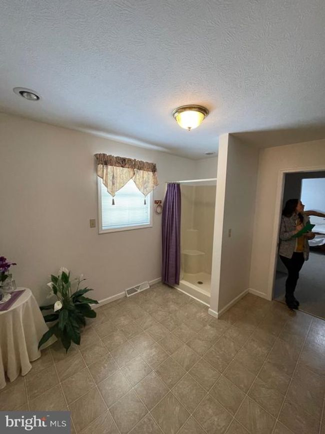 4645 Lower Knobley Rd, House other with 4 bedrooms, 4 bathrooms and null parking in MAYSVILLE WV | Image 33