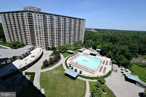 apt-1717s-5225 Pooks Hill Rd, BETHESDA, MD, 20814-6732 | Card Image