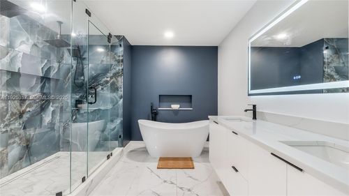 2865 Gettysburg Ln, West Palm Beach, FL, 33409-7246 | Card Image