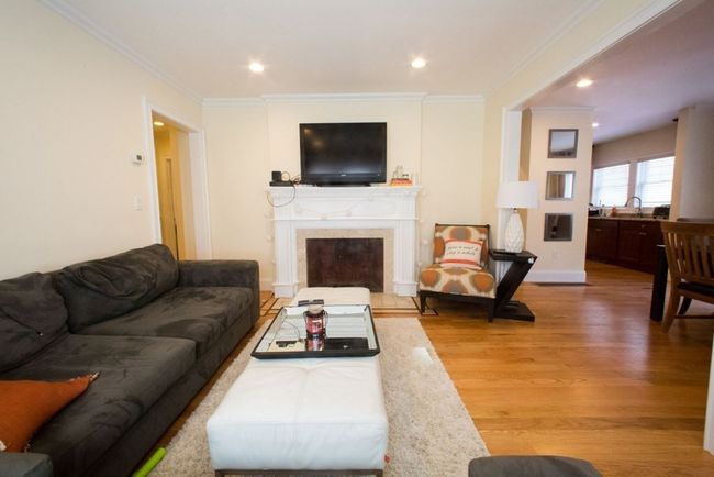 1 - 37 Beaconsfield Rd, Condo with 4 bedrooms, 2 bathrooms and null parking in Brookline MA | Image 8