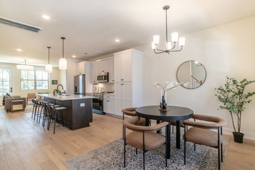 apt-26-145 Whitsett Rd, Nashville, TN, 37210-5360 | Card Image