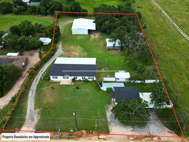 813 W Fm 917, House other with 4 bedrooms, 2 bathrooms and null parking in Joshua TX | Image 40