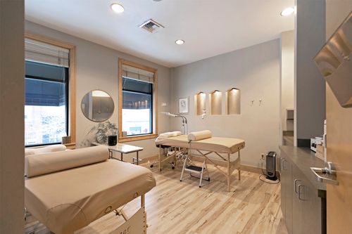 207 E Main St, Missoula, MT, 59802-4423 | Card Image