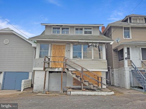 883 Patterson Ave, CUMBERLAND, MD, 21502-3404 | Card Image