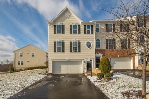 366 Sunrise Dr, Carnegie, PA, 15106-6510 | Card Image