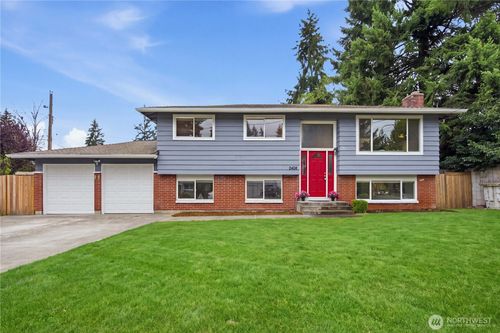 2406 166th Ave Ne, Bellevue, WA, 98008-2354 | Card Image
