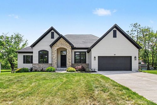 10125 Zumstein Dr, Camp Dennison, OH, 45111-9754 | Card Image