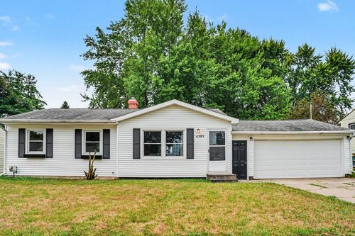 4305 Cedarcrest Ave, Portage, MI, 49024-8125 | Card Image
