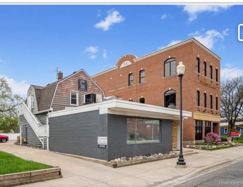 520 Eleven Mile Rd, Royal Oak, MI