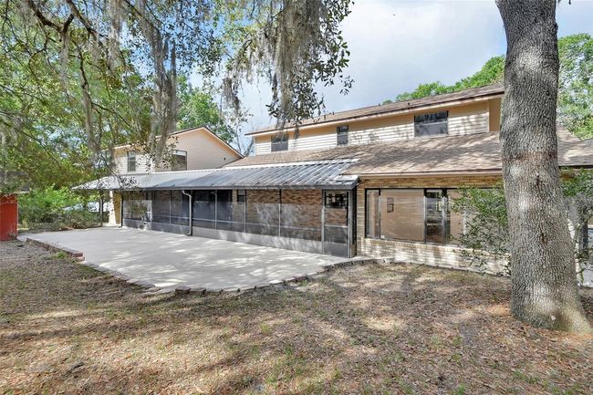 Rear Exterior | Image 7