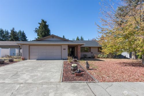 309 N Honeycomb Cir, Sequim, WA, 98382-3262 | Card Image