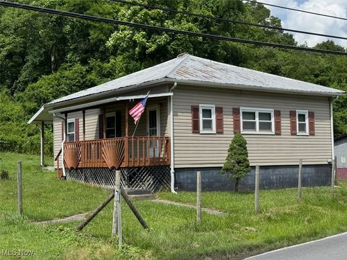 6797 Okey L Patteson Rd, Scarbro, WV, 25917-8011 | Card Image