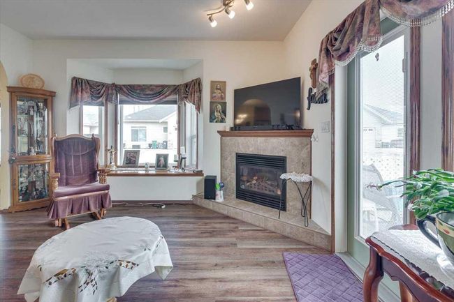 40 - 939 Ramage Crescent, Townhouse with 3 bedrooms, 3 bathrooms and 3 parking in Red Deer AB | Image 15