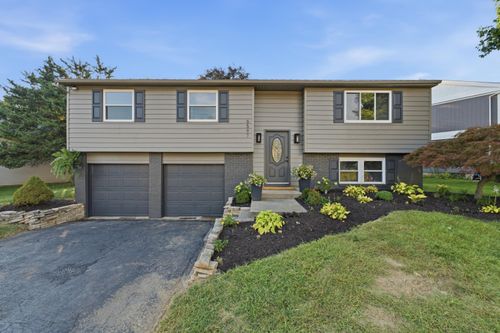 6597 Strathcona Ave, Dublin, OH, 43017-1679 | Card Image