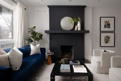 250 Havelock St, Toronto, ON, M6H3B9 | Card Image