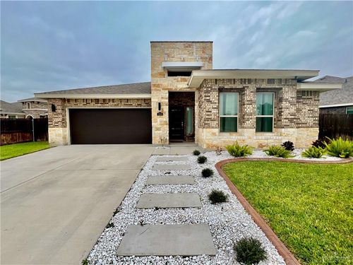 5109 Lost Creek Ln, McAllen, TX, 78504-9783 | Card Image