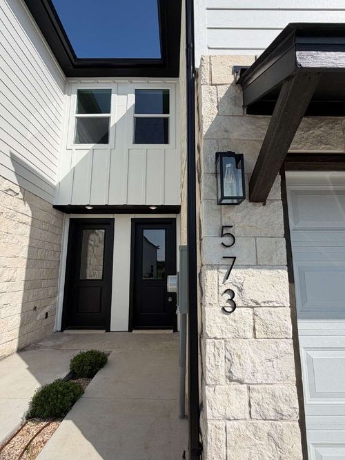 573 Galt Dr, Stephenville, TX, 76401-2669 | Card Image