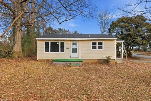 843 Ferndale Avenue, Winston Salem, NC, 27107 | Card Image