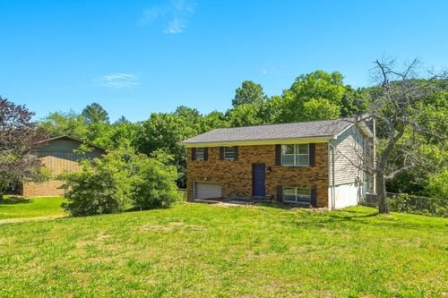 433 Sevier St, Hixson, TN, 37343-1652 | Card Image