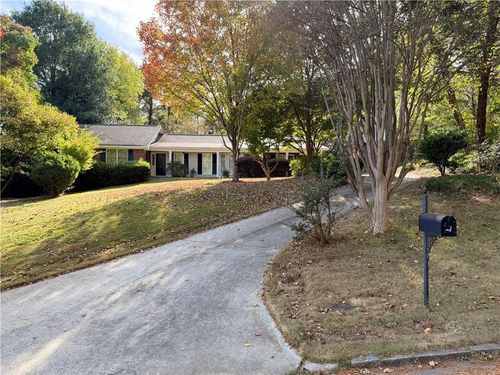 1351 Old Johnson Ferry Rd Ne, Brookhaven, GA, 30319-1619 | Card Image