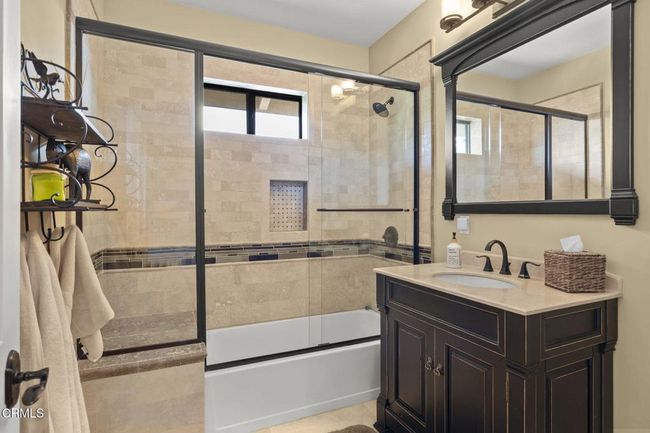 68-web-or-mls-UpmarketMedia-317ElTua-285 | Image 48