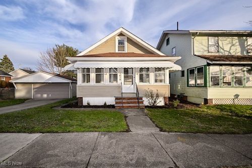 1412 Bellflower Avenue Sw, Canton, OH, 44710 | Card Image